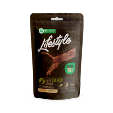 Лакомство для кошек Nature`s Protection Lifestyle Snack Soft Duck Strips, мягкие полоски из утки, 75 г