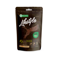 Ласощі для котів Nature`s Protection Lifestyle Snack Mini Duck Dices, міні шматочки качки, 75 г